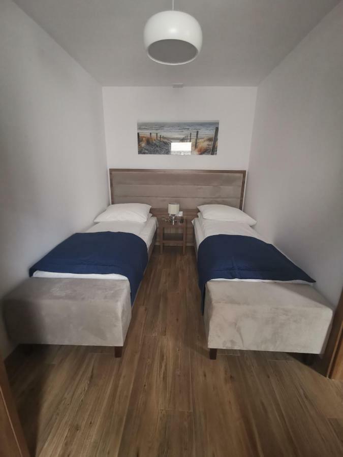 Dom Goscinny Ewa - 200 M Od Morza Dziwnów Exterior foto
